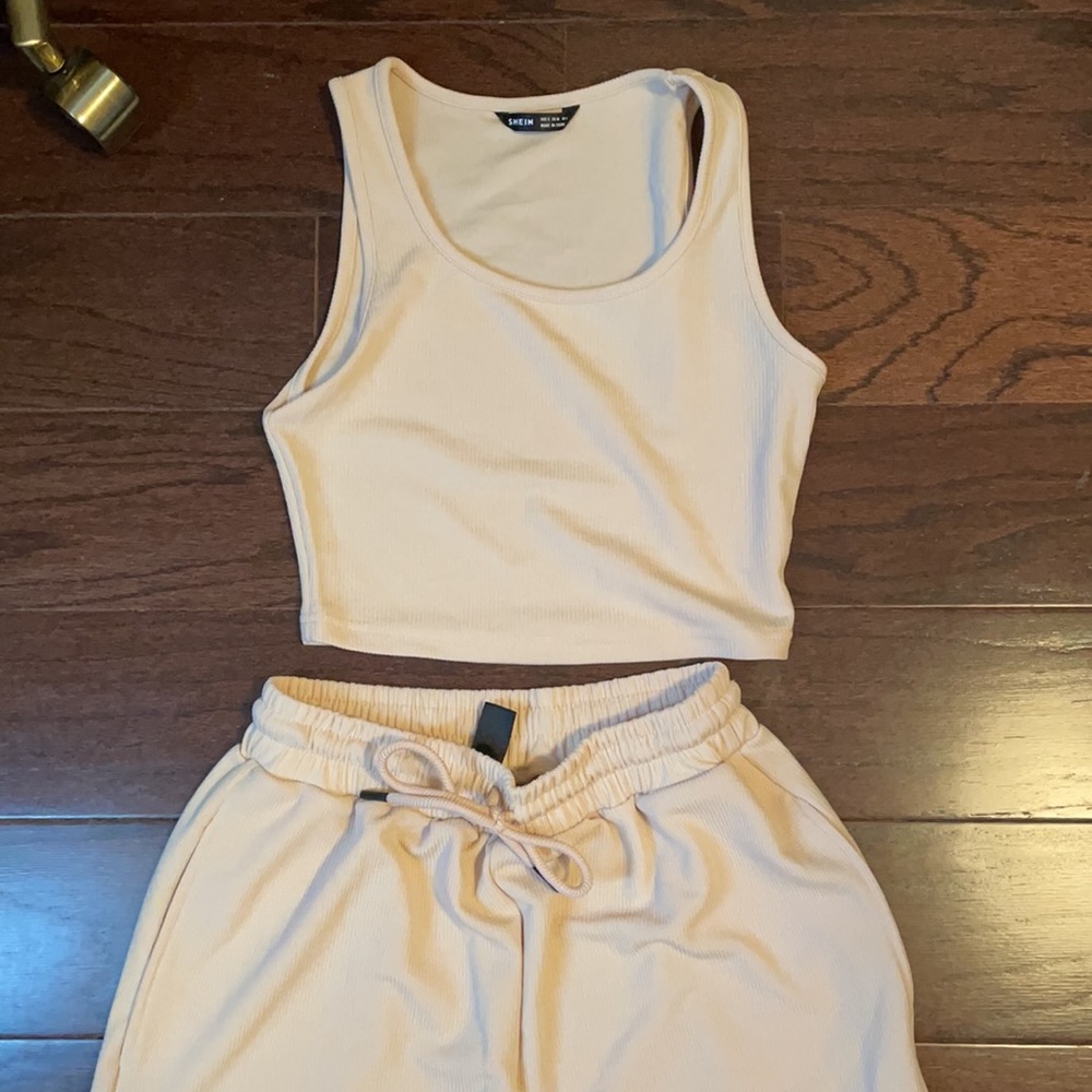 Solid Tank Top And Drawstring Waist - image 4